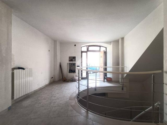 Casa indipendente in affitto a Mola di Bari BA