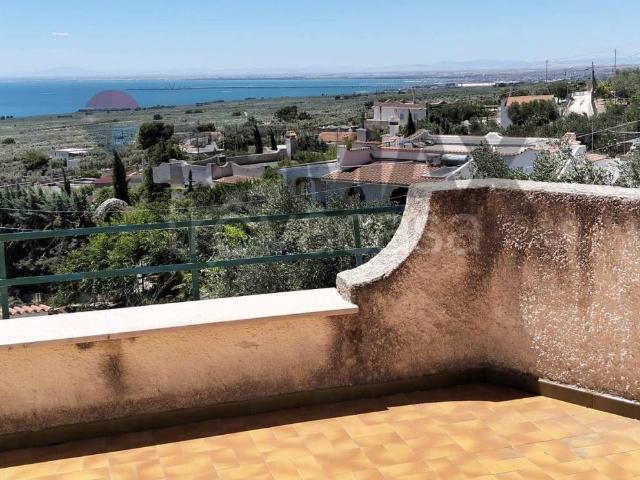Casa Indipendente in affitto a Monte Sant'Angelo via San Benedetto, 18, arredato, giardino privato, terrazzo TrovaCasa