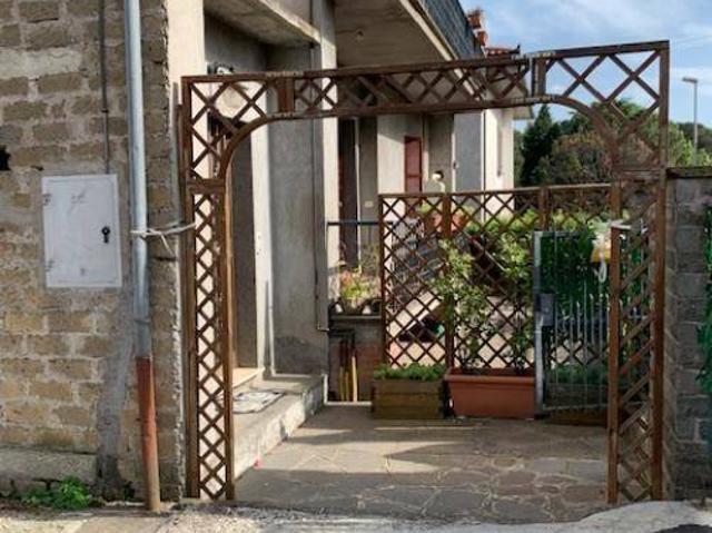 Casa indipendente in affitto a Montefiascone VT