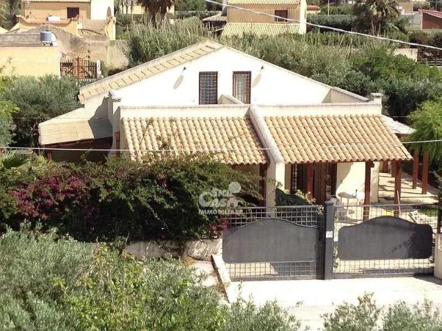 Casa indipendente in affitto a Marsala