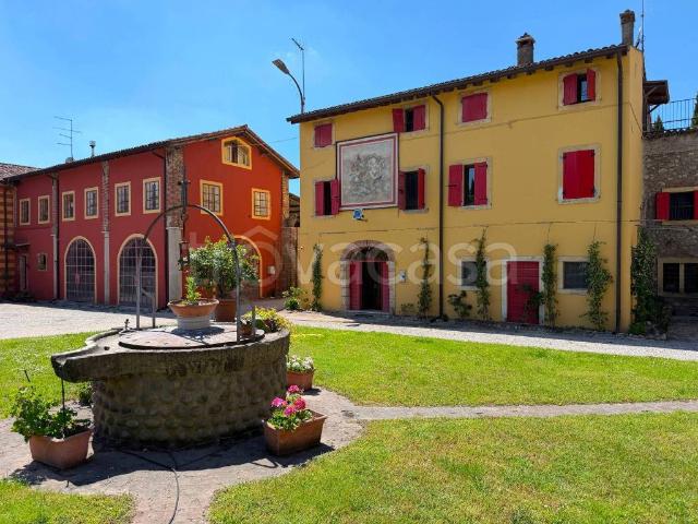 Casa Indipendente in affitto a Sona via Montebonello, posto auto, box, terrazzo TrovaCasa