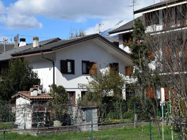 Casa indipendente in affitto a San Giorio di Susa