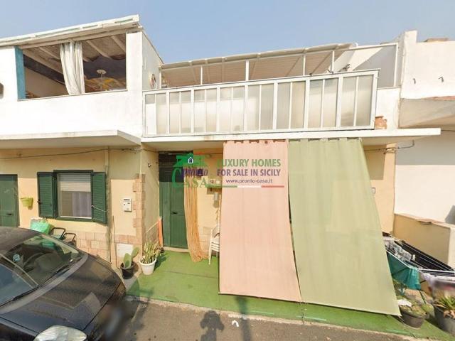 Casa Indipendente in affitto a Santa Croce Camerina, arredato, aria condizionata, lavanderia TrovaCasa