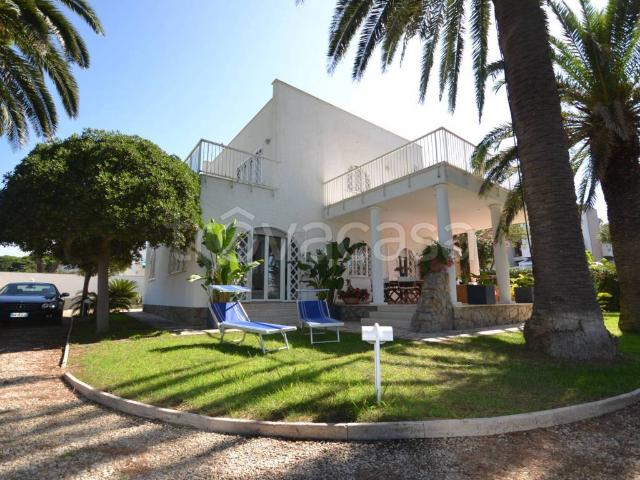 Casa Indipendente in affitto a Santa Marinella lungomare g. Marconi, arredato, giardino privato, terrazzo TrovaCasa