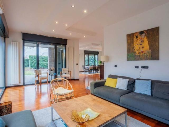 Casa Indipendente in affitto a Parma, giardino, box, terrazzo TrovaCasa