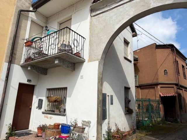 Casa Indipendente in affitto a Prarolo via Palestro, arredato, riscaldamento autonomo, ristrutturato TrovaCasa
