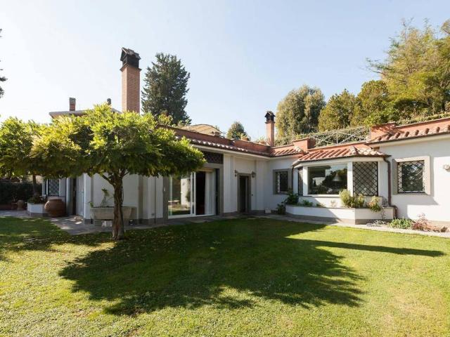 Casa Indipendente in affitto a Roma via Flaminia Nuova, arredato, giardino privato TrovaCasa