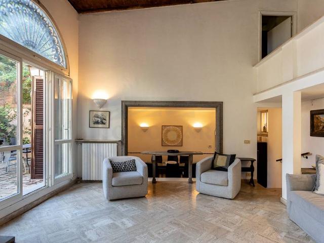 Casa indipendente in affitto a Roma RM