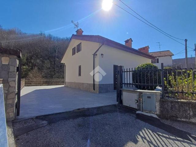 Casa Indipendente in affitto a Ronco Scrivia via Monte Grappa, 1, non arredato/vuoto, giardino privato, nuova costruzione TrovaCasa