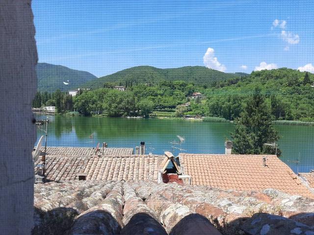 Casa indipendente in affitto a Terni TR