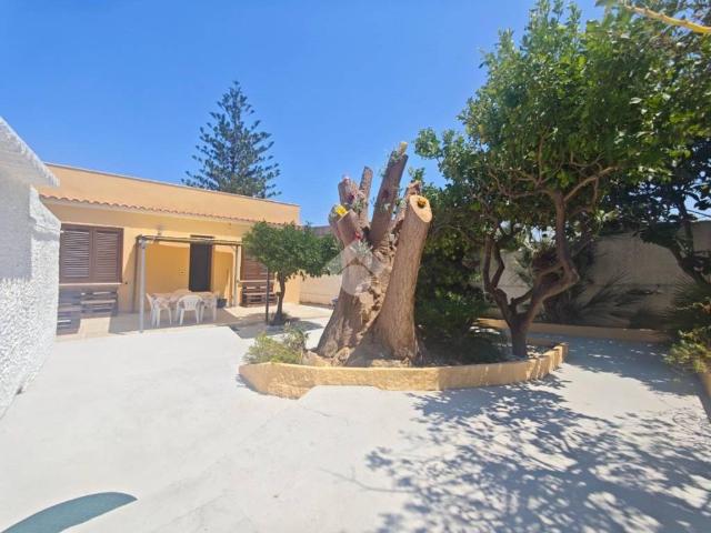 Casa Indipendente in affitto a Valderice via Crocifissello, 24, arredato, giardino privato, balcone TrovaCasa