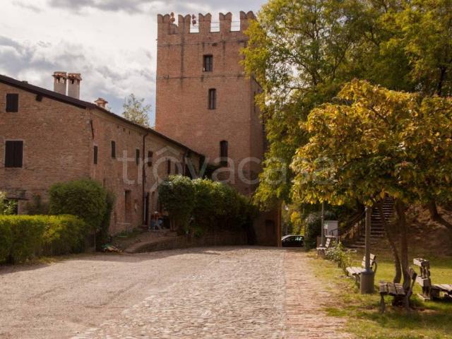 Casa Indipendente in affitto a Valsamoggia, arredato, giardino privato, terrazzo TrovaCasa