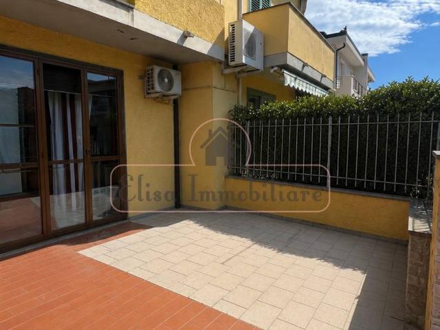 Casa indipendente in affitto a Viareggio LU