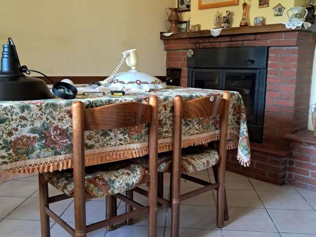 Casa Indipendente in Affitto a Vico nel Lazio
