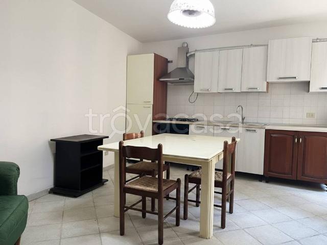 Casa Indipendente in affitto ad Alatri via Colle Santa Lucia, 1, parzialmente arredato, travi a vista, centrale TrovaCasa