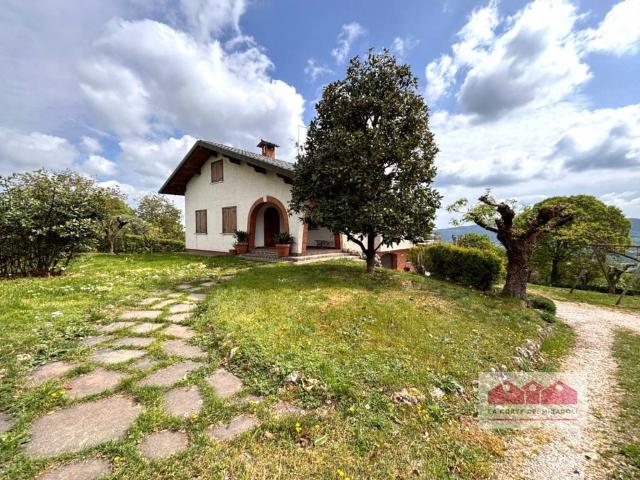 Casa Indipendente in affitto ad Arcugnano via Paoloni 21, giardino privato, box, terrazzo TrovaCasa