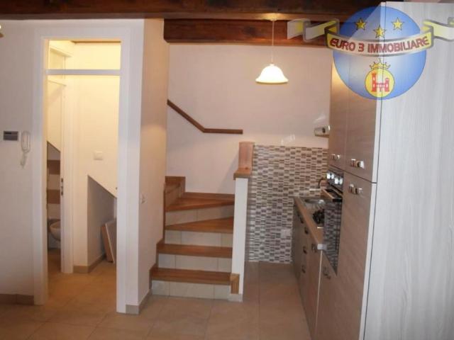 Casa Indipendente in affitto ad Ascoli Piceno, centrale, parquet, doppi vetri TrovaCasa