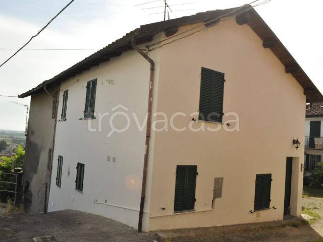 Casa Indipendente in in affitto da privato a Cassine via Scaletta, 8, da privato, travi a vista, centrale TrovaCasa