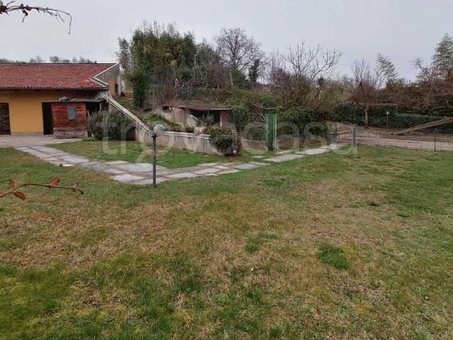 Casa Indipendente in in affitto da privato a Chieri via Podio, 10, giardino, posto auto, da privato TrovaCasa