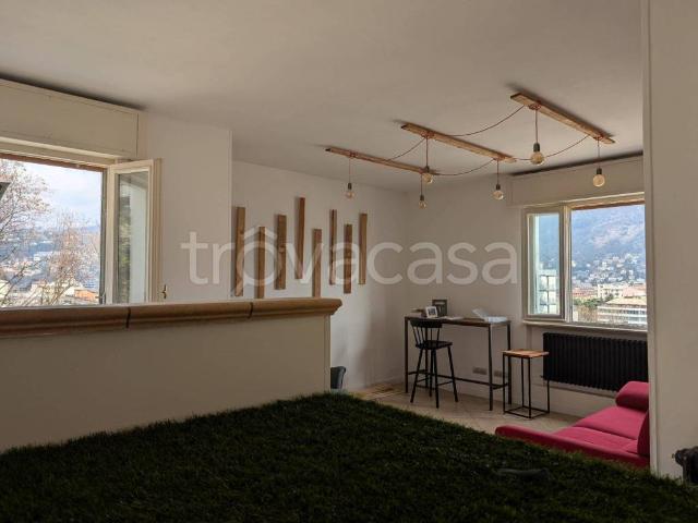 Casa Indipendente in in affitto da privato a Como via Monterotondo, 5A, arredato, terrazzo, da privato TrovaCasa
