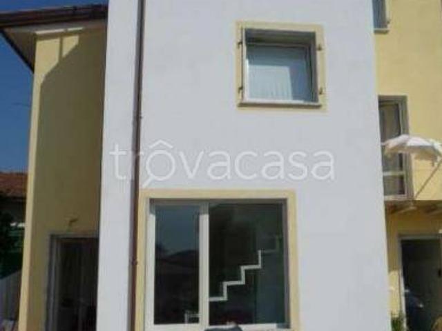 Casa Indipendente in in affitto da privato a Massa via Sotto Ponte, posto auto, da privato, aria condizionata TrovaCasa