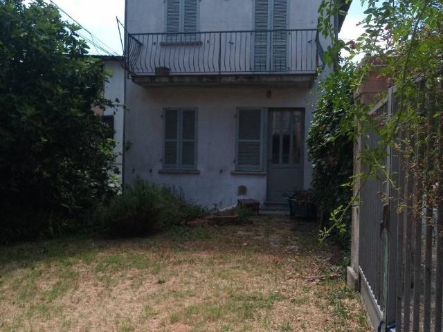 Casa Indipendente in in affitto da privato a Montù Beccaria via Belvedere, 6, giardino, da privato, balcone TrovaCasa