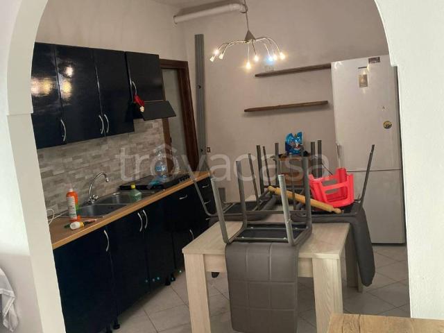 Casa Indipendente in in affitto da privato a Stradella via Asilo, 2, da privato, travi a vista, a reddito TrovaCasa