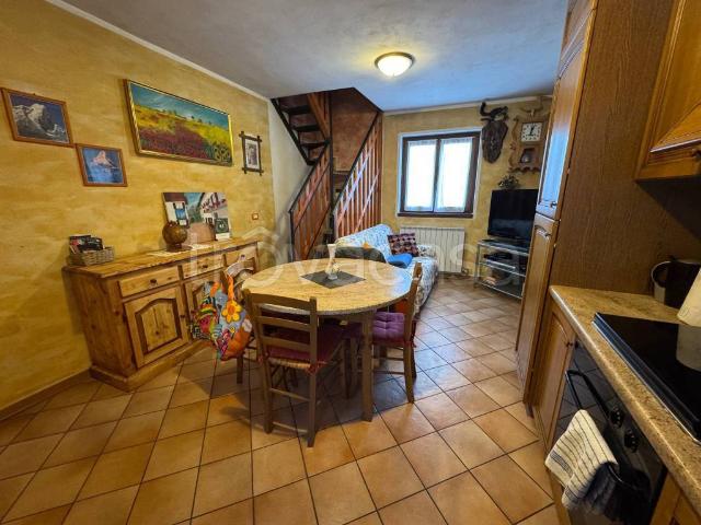 Casa Indipendente in in affitto da privato ad Aprica via Ospitale, 5, da privato, vicinanze negozi, cantina TrovaCasa