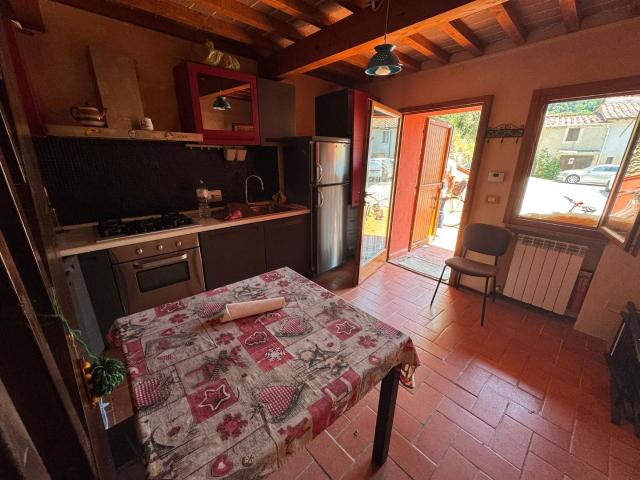 Casa indipendente ristrutturata, San Giuliano Terme asciano
