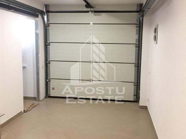 Casa insiruita cu 4 camere si garaj,Mosnita Noua