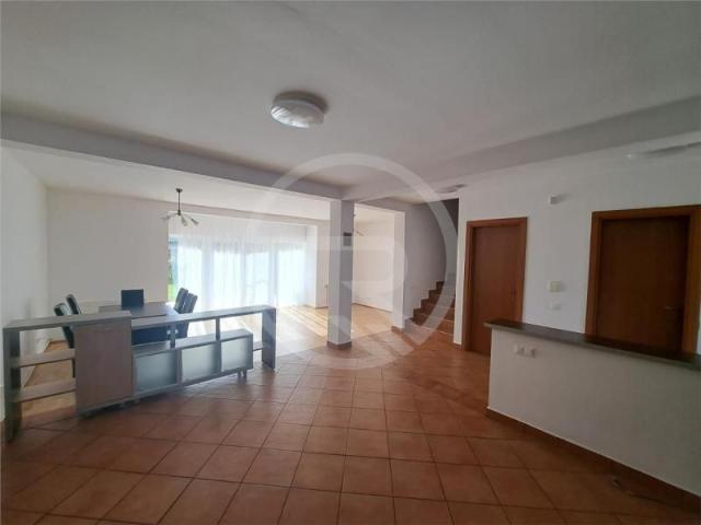 Casa Insiruita, P+E, 140 mp utili, situata in cartierul Buna Ziua!