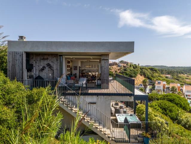 Casa isolada com 3 quartos e vistas panorâmicas, São Martinho do Porto