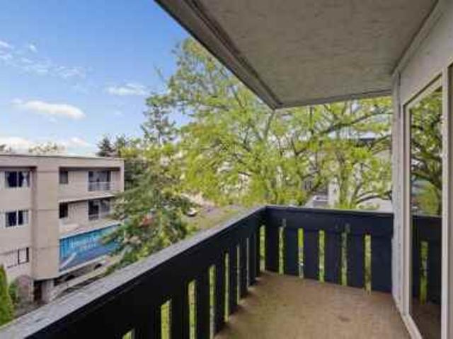 Casa Jubilee Apartments 1 Bedroom Apartment for Rent at 1555 Jubilee Ave, Victoria, BC V8R 4N4 Jubilee