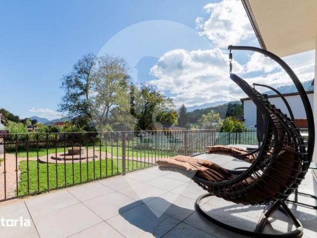 Casa lux 237 mp 5 camere cartier Noua Brasov