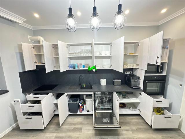 Casa LUX de inchiriat 5 camere Sibiu Sebesu de Sus