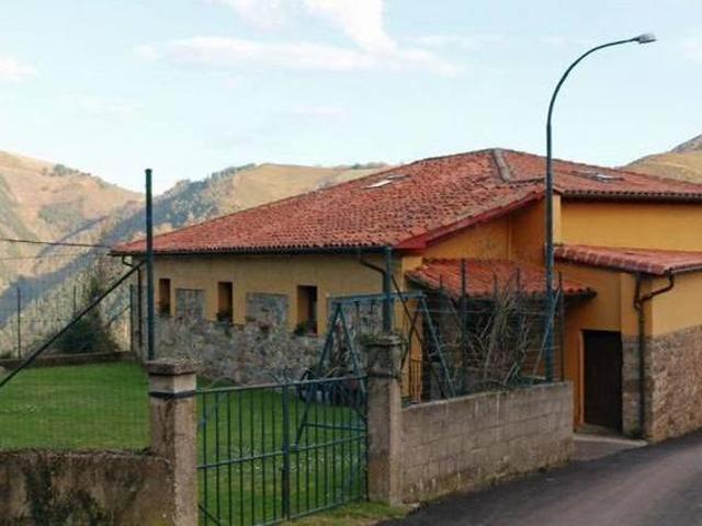 Casa L Andorvio Belmonte De Miranda Asturias