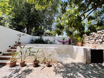 Casa lia completamente amueblada y equipada a cuadra y media de paseo montejo