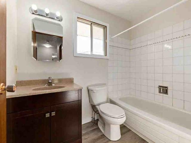 Casa Linda 1 Bedroom Apartment for Rent at 229 2 St Ne, Medicine Hat, AB T1A 5L5