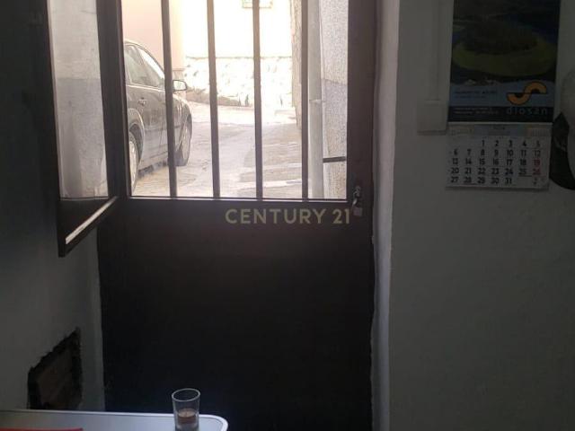 ✨ CASA LISTA PARA ENTRAR A VIVIR EN EL CENTRO DE VALDEFUENTES ✨