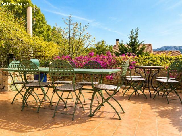 Casa llave en mano con 3 habitaciones orientada al sur cerca de Calpe