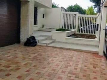 Casa Local En Venta En Barranquilla En Alto Prado V150069