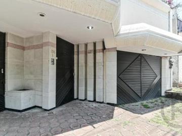 Casa Lomas de Tecamachalco