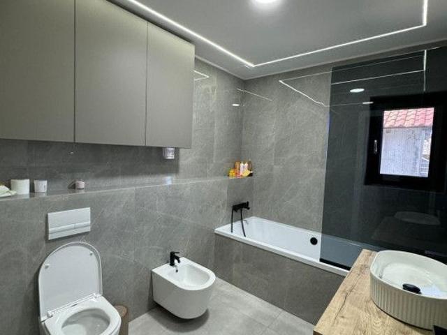 Casa p+1e agigea | moderna|