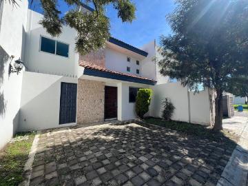 Casa Puebla