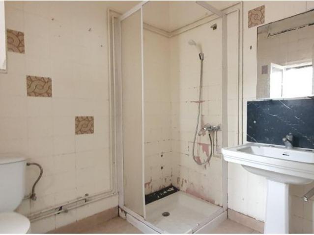 CASA PARA ACTUALIZAR EN LA ROMÁNICA