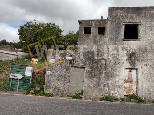 Casa para arrumos com 132m2 com 445m2 de terreno Urbano Mafra C.
