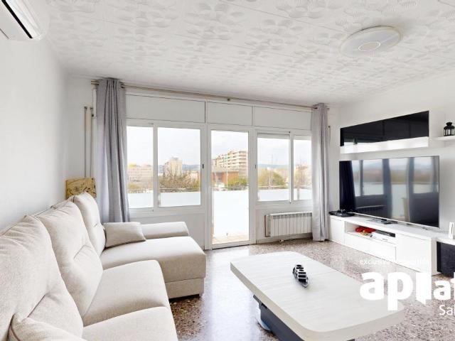 CASA PARA DOS FAMILIAS !