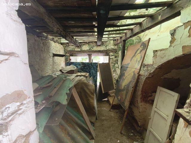 ¡CASA PARA DERRIBAR EN EL CENTRO CASTELLAR!