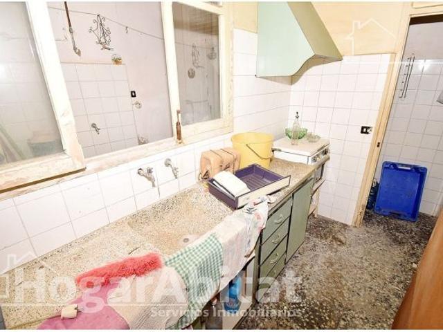 CASA PARA HACER A TU GUSTO EN PLENO CENTRO