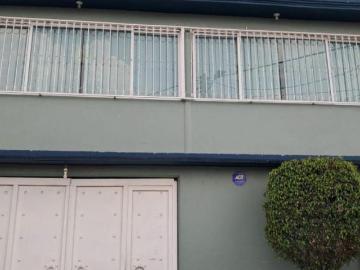 CASA PARA INVERSION CON 3 LOCALES COMERCIALES EN ESQUINA